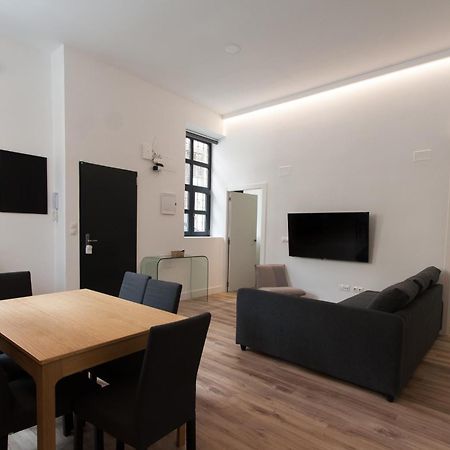 D10 - Piso luminoso, silencioso, acogedor y céntrico Appartamento Alicante Esterno foto